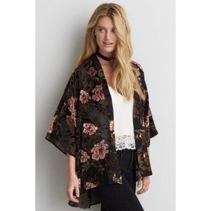 AMERICAN EAGLE KIMONO